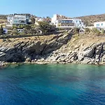 Sea View Rooms In Kardiani