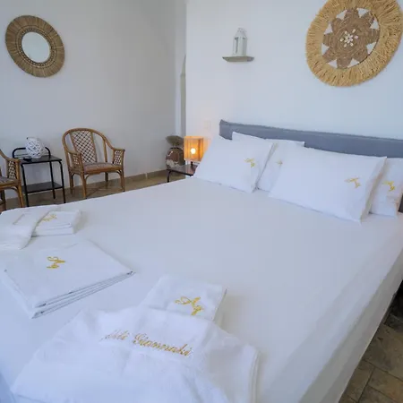 Akti Giannaki Apartment *