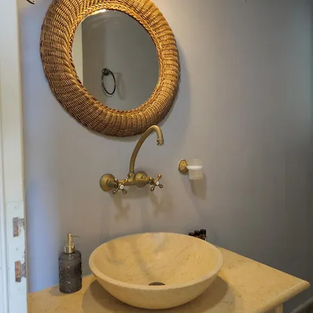 Akti Giannaki Apartment *