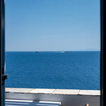 شقة Sea View In Kardhianí