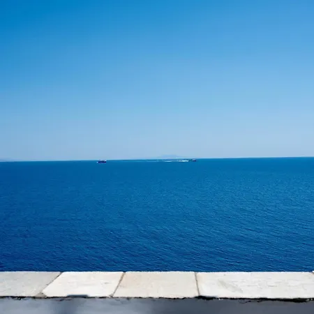 Sea View In Kardhianí