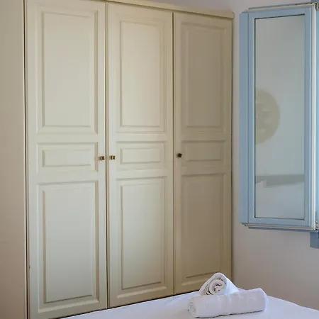 Sea View In Apartamento Kardhianí